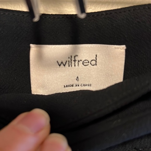 Wilfred - high waist dress pant. Size 4. Black. - Picture 1 of 6